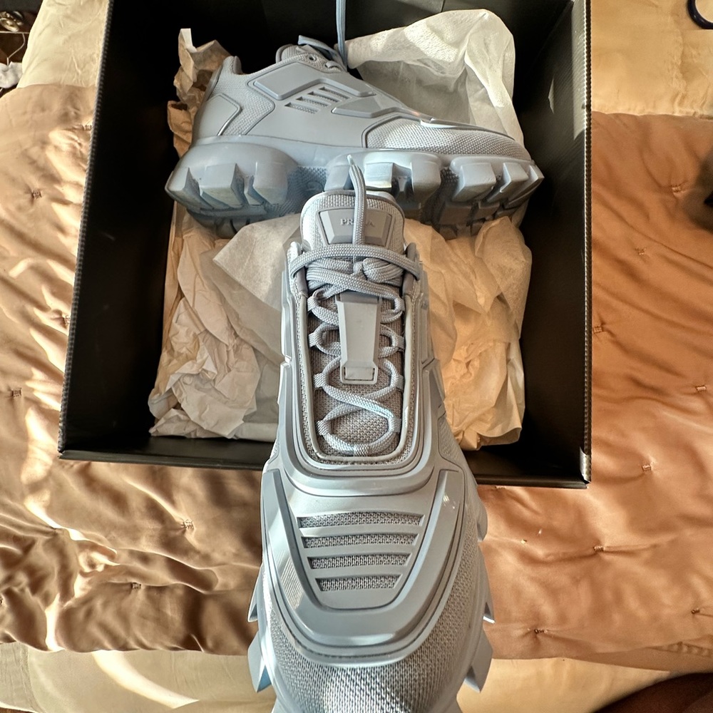 Blue Prada cloudburst